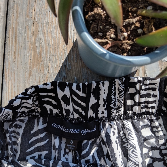 Super Comfy Tribal Pants - Picture 4 of 5